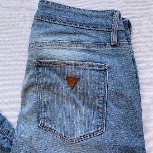 GUESS | Sexy Curve jeans - Picture 3 of 8